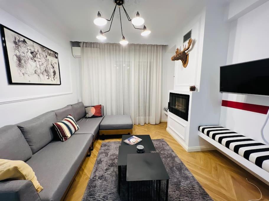 Redstripes Apartment テッサロニキ エクステリア 写真