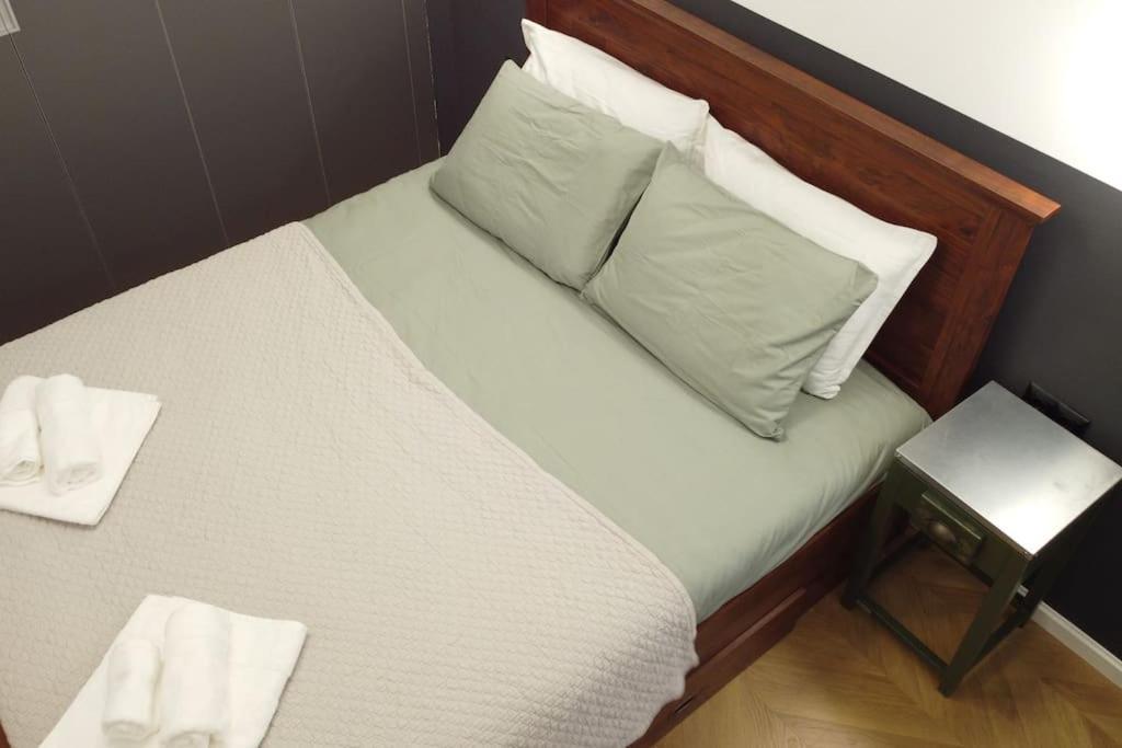 Redstripes Apartment テッサロニキ エクステリア 写真