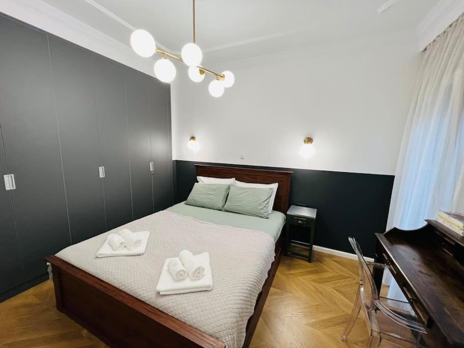 Redstripes Apartment テッサロニキ エクステリア 写真